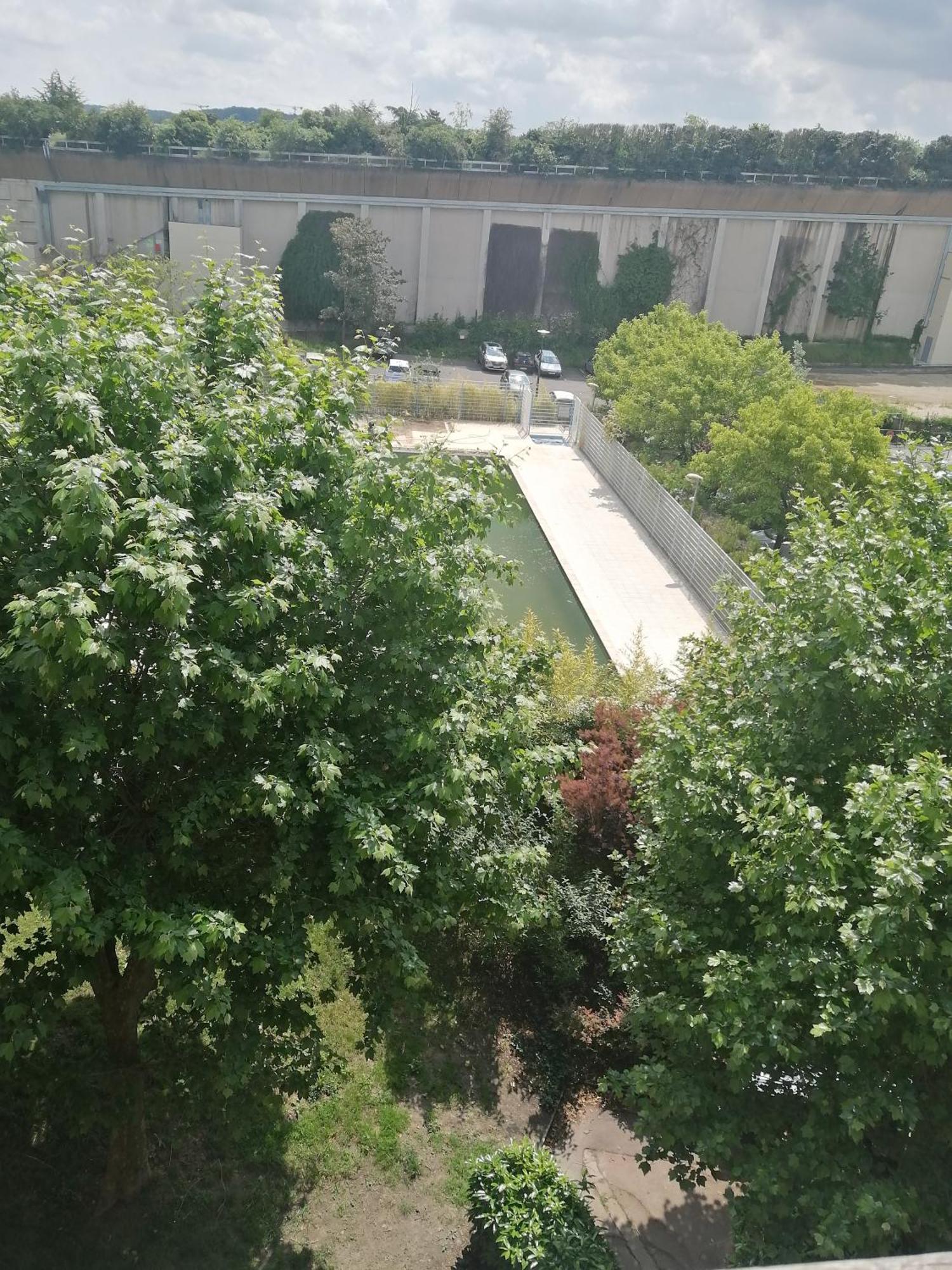 Hotel Parc St Cyr Avec Piscine Exterieure Fontenay-le-Fleury Esterno foto